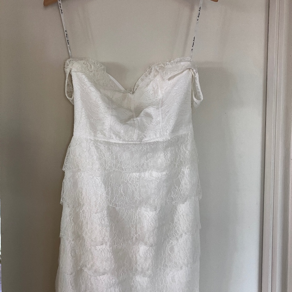Monique Lhuillier corseted short dress